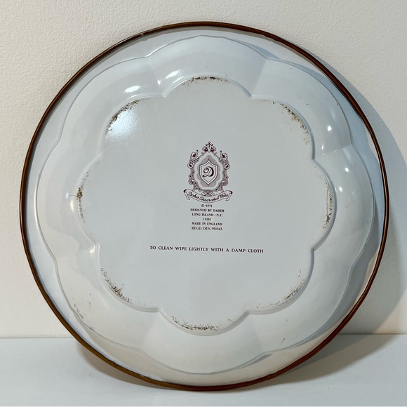 Vintage Daher Brown and Orange Flower Decorative Tinware Serving Bowl - Picture 7 of 8